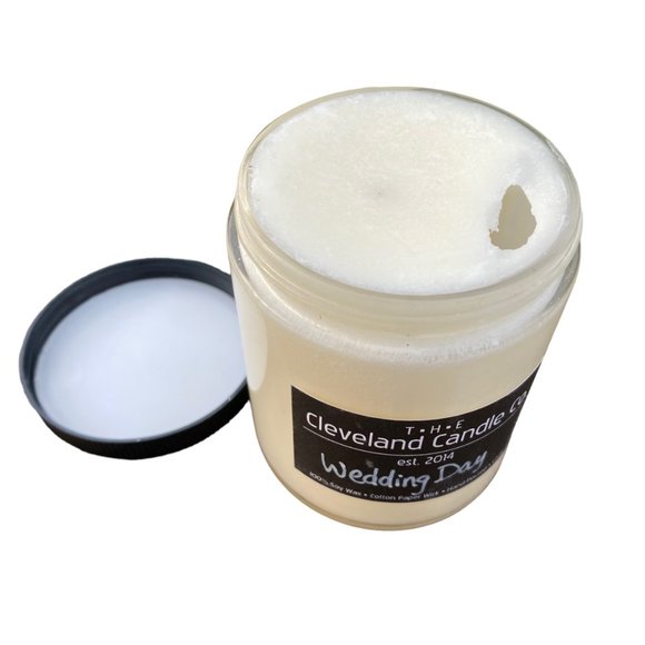 The Cleveland Candle Co Wedding Day 100% Soy Wax HTF Jar 14.5 oz - Picture 5 of 9